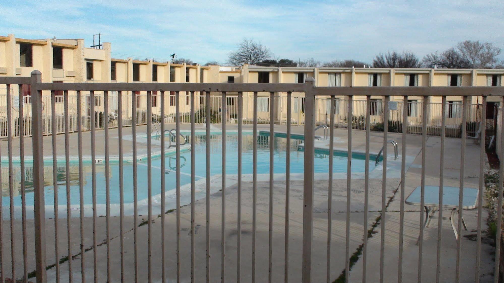 Inko Hotel Killeen Exterior photo